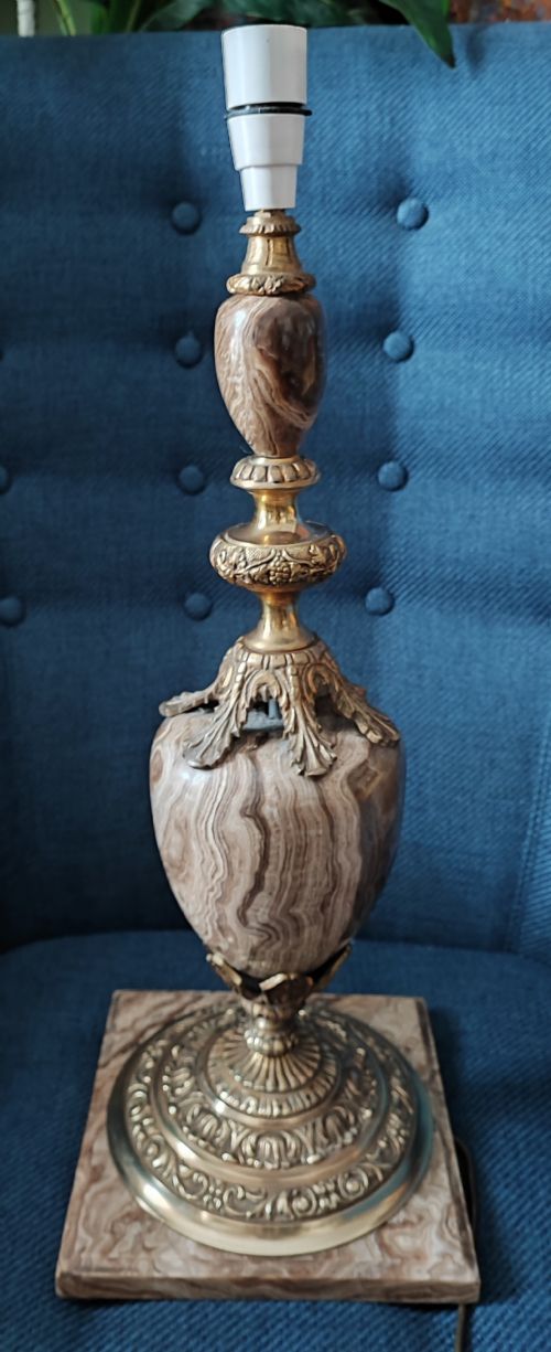 IMPRESSIVE ANTIQUE FRENCH MARBLE AND BRONZE TABLE LAMP - ADDITIONAL PHOTO 2