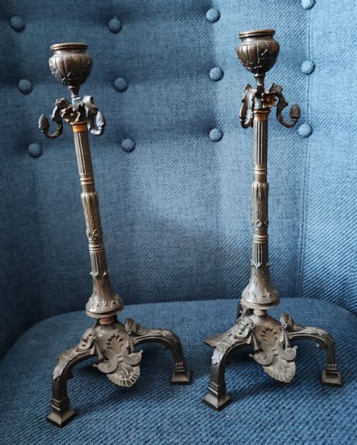 A PAIR OF 19C BRONZE AND GILT CANDLE STICKS - ADDITIONAL PHOTO 1