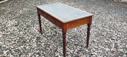 A VICTORIAN MAHOGANY 2 DRAWER WRITING TABLE - ADDITIONAL PHOTO 3