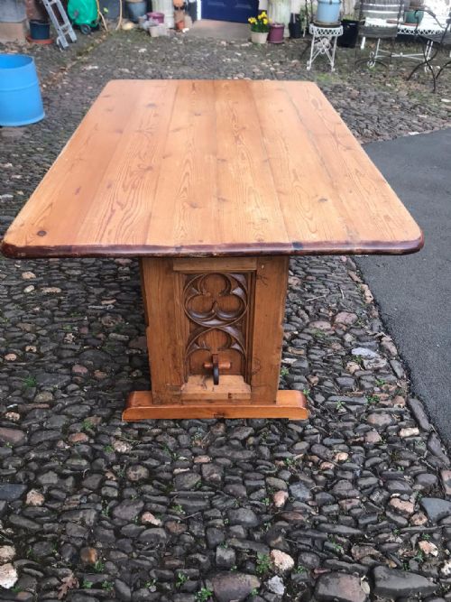 19c gothic pine kitchen table - CATEGORY: ANTIQUE TABLES - DATED 19TH CENTURY
