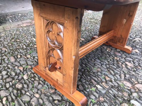 19C GOTHIC PINE KITCHEN TABLE - ADDITIONAL PHOTO 4