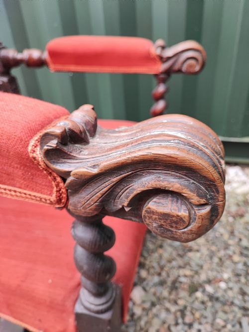 A HANDSOME VICTORIAN CARVED OAK THRONE ARMCHAIR - ADDITIONAL PHOTO 1