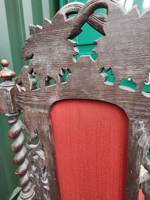 A HANDSOME VICTORIAN CARVED OAK THRONE ARMCHAIR - ADDITIONAL PHOTO 3