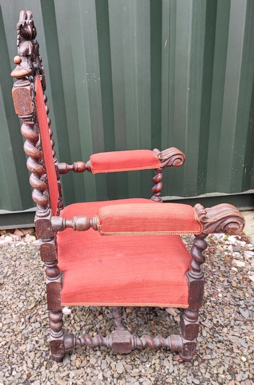 A HANDSOME VICTORIAN CARVED OAK THRONE ARMCHAIR - ADDITIONAL PHOTO 6