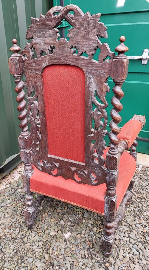 A HANDSOME VICTORIAN CARVED OAK THRONE ARMCHAIR - ADDITIONAL PHOTO 7