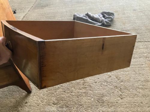 REGENCY QUALITY BOW FRONT CHEST - ADDITIONAL PHOTO 3
