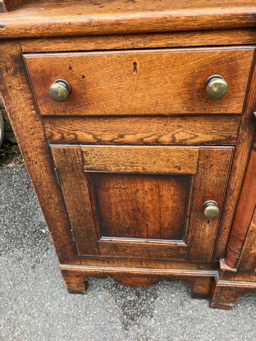 GEORGE III OAK AND FRUITWOOD DRESSER - ADDITIONAL PHOTO 1