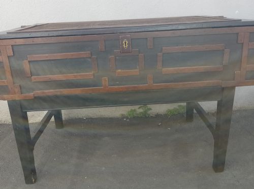 ANTIQUE AND UNUSUAL EBONIZED AND DECORATED TRUNK ON STAND - ADDITIONAL PHOTO 2