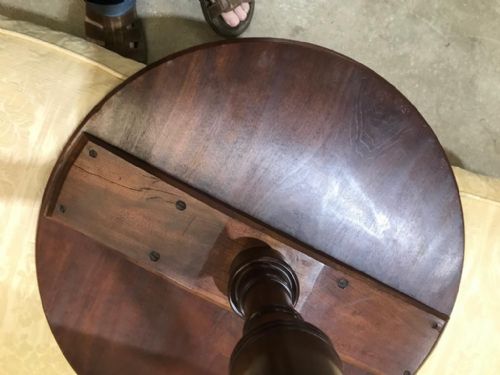 A GOOD REGENCY MAHOGANY GILLOWS LAMPSIDE TABLE - ADDITIONAL PHOTO 1