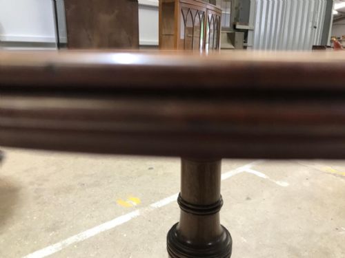 A GOOD REGENCY MAHOGANY GILLOWS LAMPSIDE TABLE - ADDITIONAL PHOTO 2