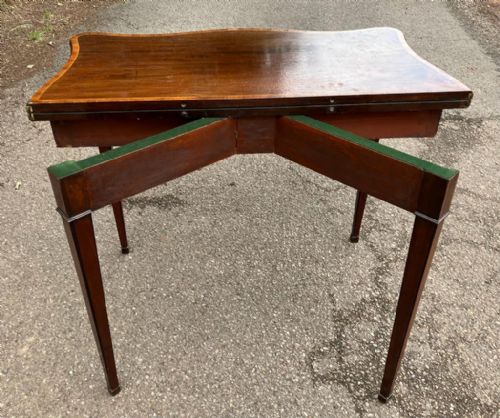 GEORGE III MAHOGANY AND KING WOOD SERPENTINE CARD TABLE - ADDITIONAL PHOTO 1