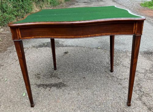 GEORGE III MAHOGANY AND KING WOOD SERPENTINE CARD TABLE - ADDITIONAL PHOTO 4