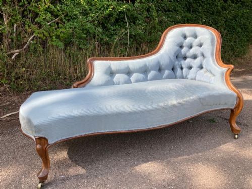 quality victorian rosewood chaise lounge - CATEGORY: ANTIQUE SOFAS - DATED VICTORIAN