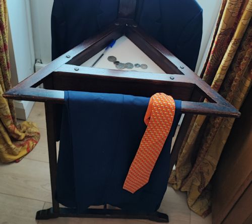 A COMPACTUM OAK VALET - ADDITIONAL PHOTO 11