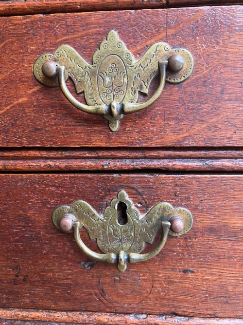 EARLY 18C OAK BUREAU - ADDITIONAL PHOTO 5