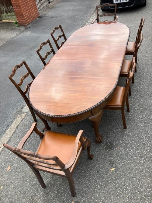 late victorian mahogany 3 leaf dining table and 8 matching chairs - CATEGORY: ANTIQUE TABLES - DATED 1890