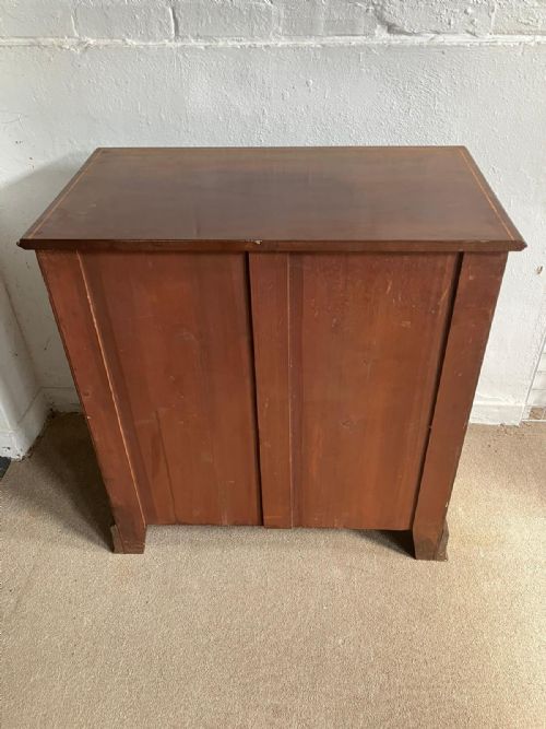 ANTIQUE INLAND MAHOGANY CHEST IN THE GEORGE III STYLE - ADDITIONAL PHOTO 3