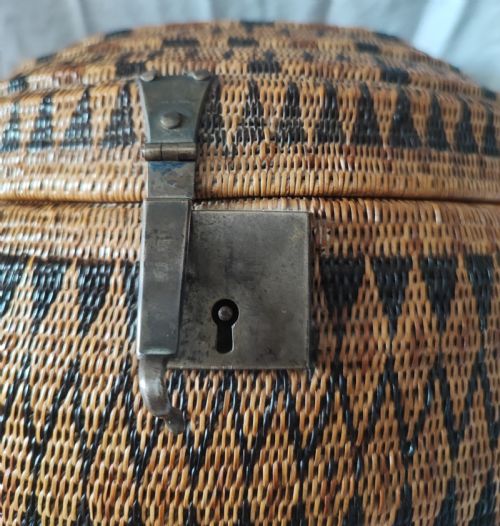 EARLY 19C BASKETRY MADE BOX - ADDITIONAL PHOTO 6
