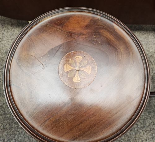A PAIR OF EDWARDIAN INLAID WINE TABLES - ADDITIONAL PHOTO 1
