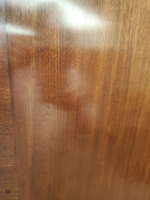 A FINE REGENCY CROSS BANDED MAHOGANY DINING TABLE - ADDITIONAL PHOTO 7