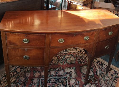 ANTIQUE GEORGE III STYLE MAHOGANY BOW FRONT SIDEBOARD - ADDITIONAL PHOTO 4