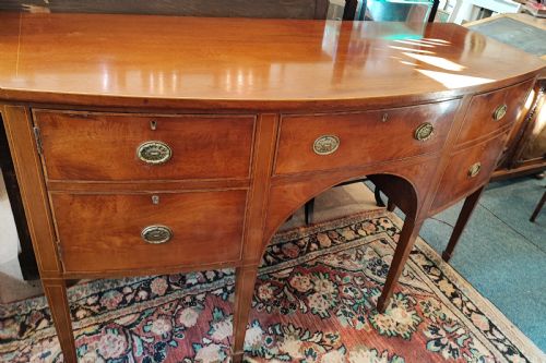 ANTIQUE GEORGE III STYLE MAHOGANY BOW FRONT SIDEBOARD - ADDITIONAL PHOTO 5