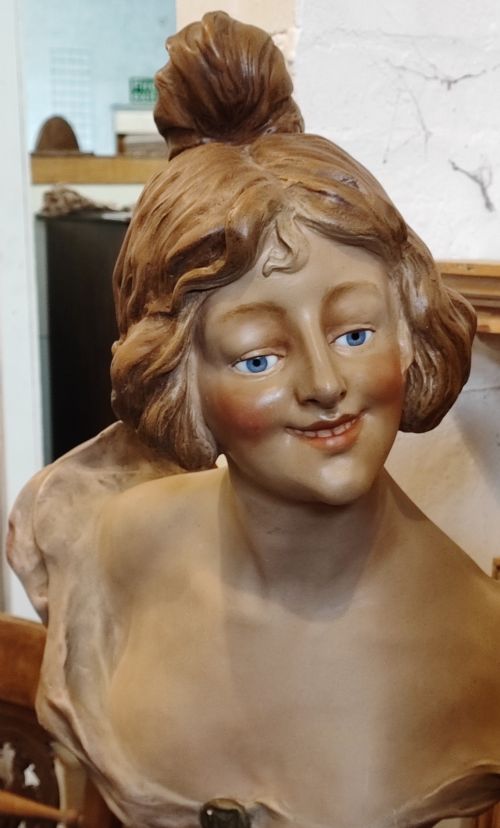 AN ANTIQUE FRENCH PAINTED TERRACOTTA BUST WITH GLASS EYES - ADDITIONAL PHOTO 8