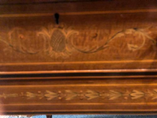 AN EDWARDIAN MAHOGANY AND MARQUETRY CYLINDER DESK - ADDITIONAL PHOTO 15