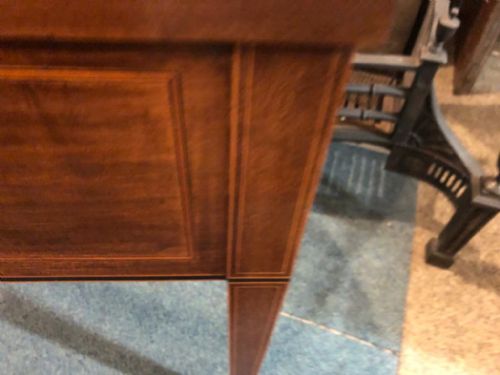 AN EDWARDIAN MAHOGANY AND MARQUETRY CYLINDER DESK - ADDITIONAL PHOTO 20