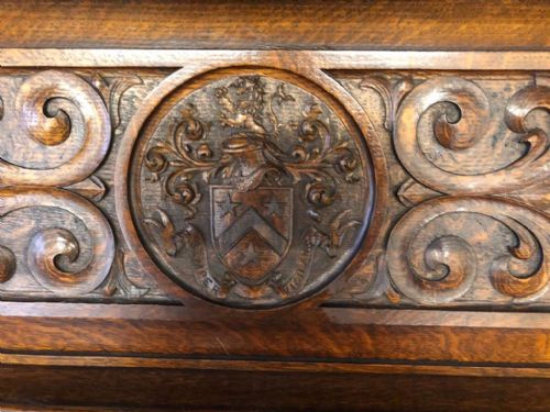 A FINE 19C CARVED OAK HANGING WALL SHELF - ADDITIONAL PHOTO 8