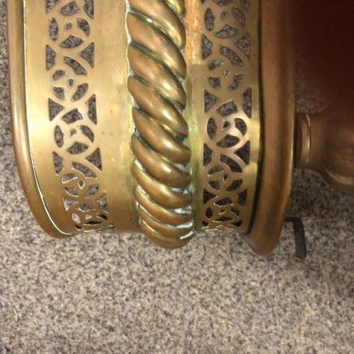 REGENCY PIERCED BRASS FENDER - ADDITIONAL PHOTO 4