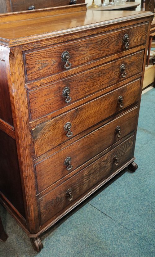 1920S TALL OAK CHEST OF DRAWERS - ADDITIONAL PHOTO 9