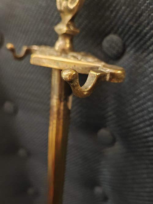 QUALITY ANTIQUE MATCHING PAIR OF FIRE IRONS - ADDITIONAL PHOTO 4