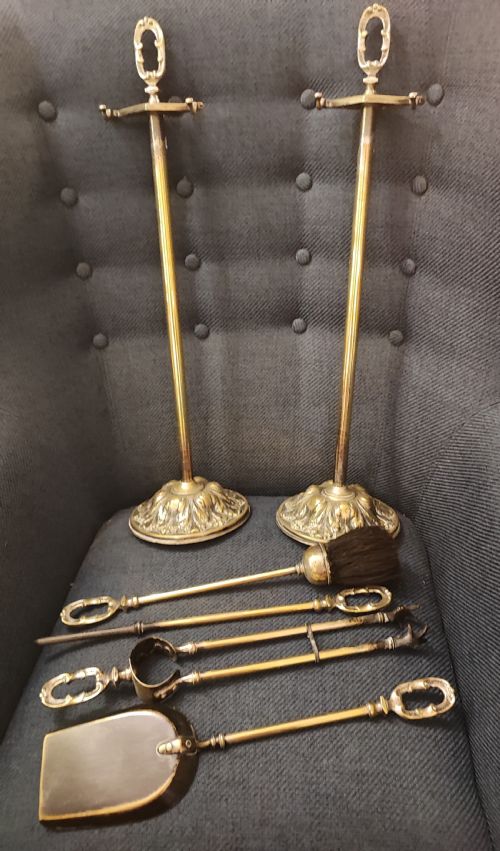 QUALITY ANTIQUE MATCHING PAIR OF FIRE IRONS - ADDITIONAL PHOTO 7