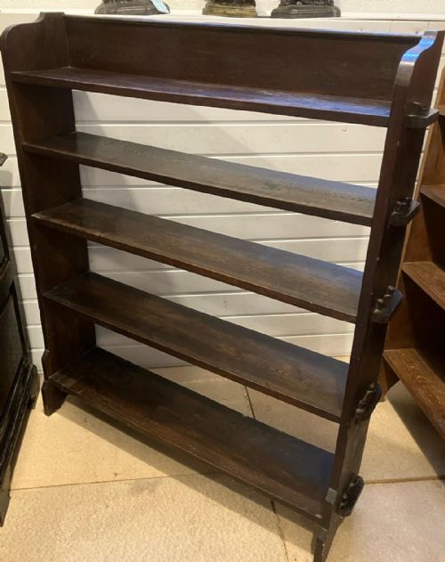 ART'S AND CRAFTS OAK OPEN BOOKCASE WITH OPEN PEGGED ENDS - ADDITIONAL PHOTO 2