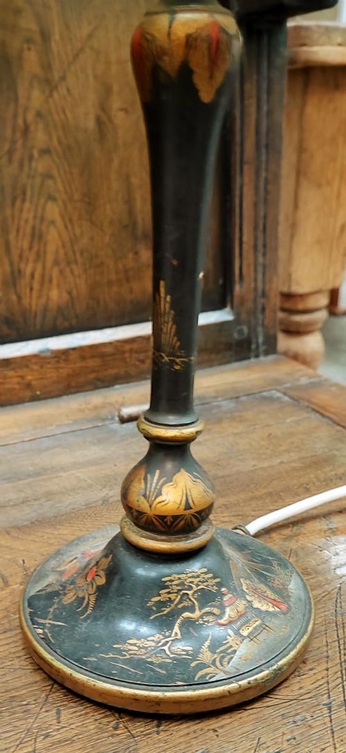 PAIR OF ANTIQUE CHINOISERIE LACQUERED TABLE LAMPS - ADDITIONAL PHOTO 5