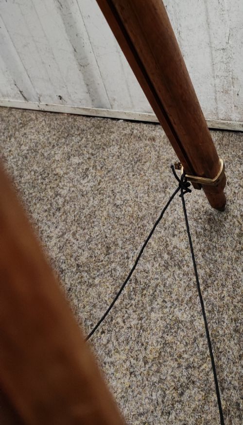 A GOOD AND LARGE ANTIQUE BRASS TELESCOPE ON ORIGINAL TRIPOD STAND - ADDITIONAL PHOTO 11