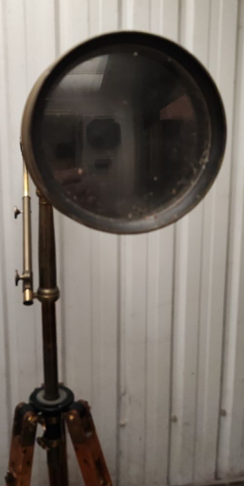 A GOOD AND LARGE ANTIQUE BRASS TELESCOPE ON ORIGINAL TRIPOD STAND - ADDITIONAL PHOTO 14