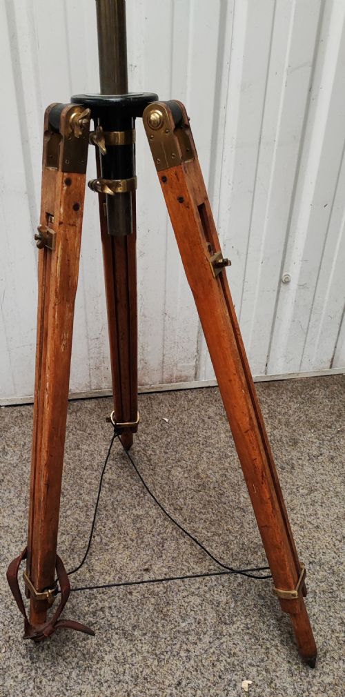 A GOOD AND LARGE ANTIQUE BRASS TELESCOPE ON ORIGINAL TRIPOD STAND - ADDITIONAL PHOTO 21