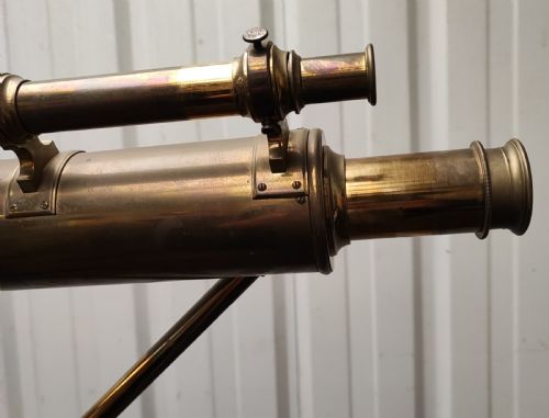 A GOOD AND LARGE ANTIQUE BRASS TELESCOPE ON ORIGINAL TRIPOD STAND - ADDITIONAL PHOTO 24