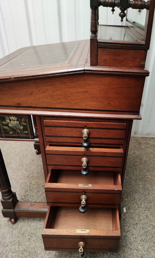 AN ESTHETIC MOVEMENT WALNUT DAVENPORT - ADDITIONAL PHOTO 5