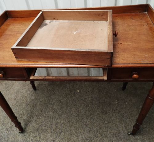 REGENCY MAHOGANY DRESSING TABLE - ADDITIONAL PHOTO 1