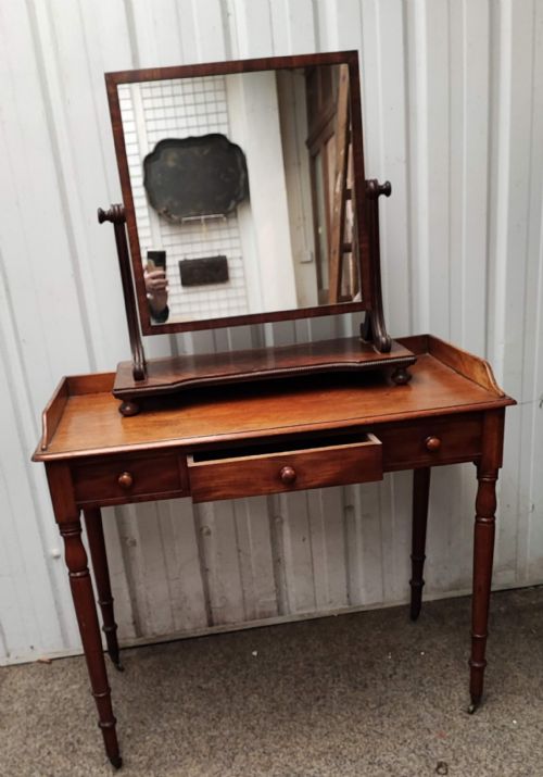 REGENCY MAHOGANY DRESSING TABLE - ADDITIONAL PHOTO 16