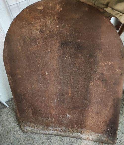 ANTIQUE CAST IRON ROYAL MILITARY CRESTED FIRE BACK - ADDITIONAL PHOTO 3