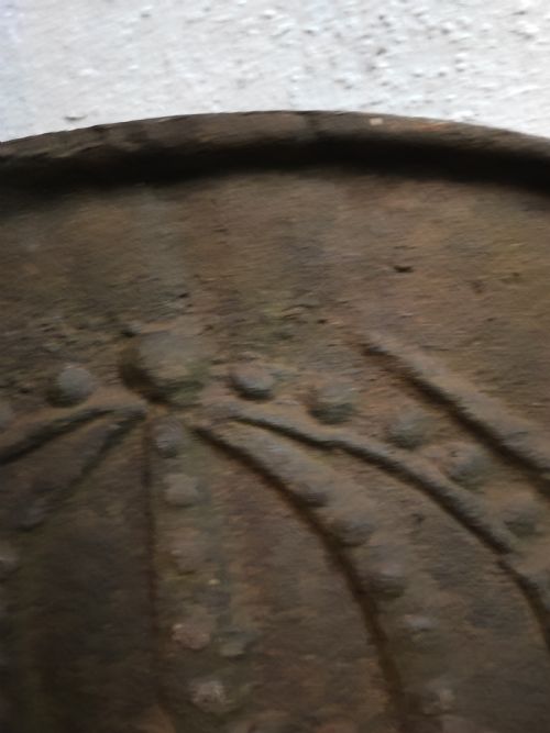 ANTIQUE CAST IRON ROYAL MILITARY CRESTED FIRE BACK - ADDITIONAL PHOTO 4