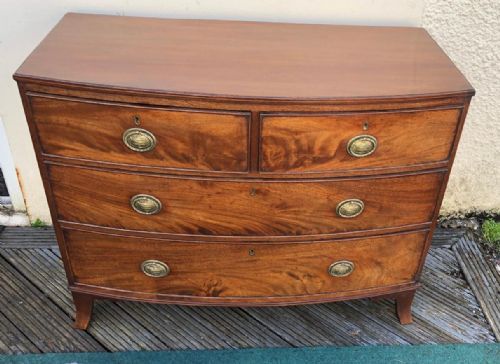 A QUALITY GEORGE III MAHOGANY BOW FRONT CHEST - ADDITIONAL PHOTO 8