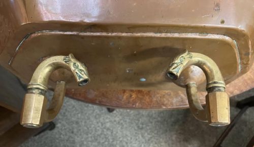 AN UNUSUAL ANTIQUE FRENCH COPPER SINK AND WATER CISTERN - ADDITIONAL PHOTO 3