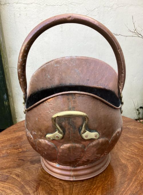 ANTIQUE COPPER COAL HELMET SCUTTLE - ADDITIONAL PHOTO 1
