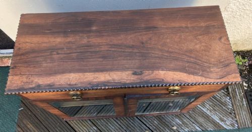 A REGENCY ROSEWOOD SIDE CABINET - ADDITIONAL PHOTO 1