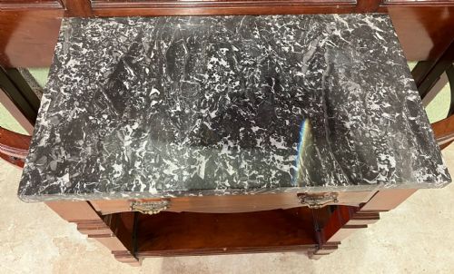 A FINE VICTORIAN MAHOGANY HALLSTAND - ADDITIONAL PHOTO 3